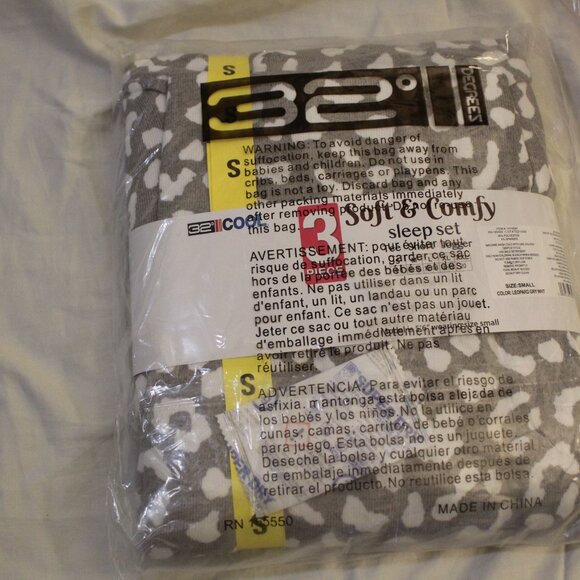 32 Degrees Women's 3 Piece Soft Comfy Lounge Set Sleep Set Tee Short Jogger S - Picture 2 of 4